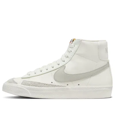 Nike (wmns)  Blazer Mid '77 Vintage 'sail Light Bone' In Multi
