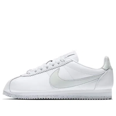 Nike (wmns)  Classic Cortez Flyleather 'white Light Silver'