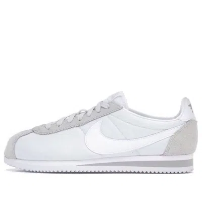 Nike (wmns)  Classic Cortez Nylon 'pure Platinum' In White