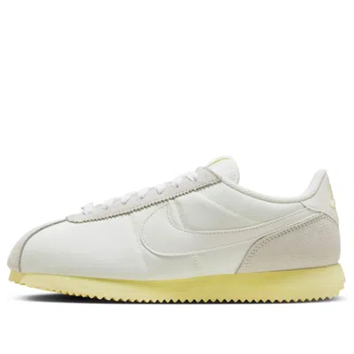 Nike (wmns)  Cortez 'pale Yellow'