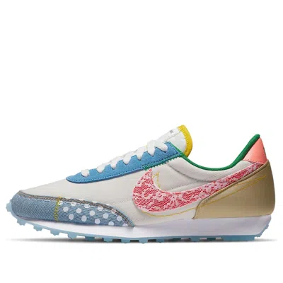 Nike (wmns)  Daybreak 'bright Crimson' In Multi