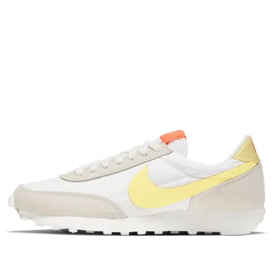 Nike (wmns)  Daybreak 'pale Ivory Light Citron' In Neutral