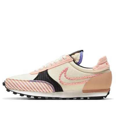 Nike (wmns)  Daybreak Type 'crimson Tint' In Multi