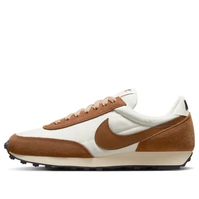 Nike (wmns)  Dbreak Se 'rattan' In Multi