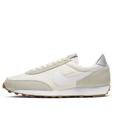 Nike (wmns)  Diadora Daybreak 'white Gum'
