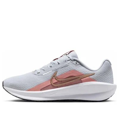 Nike (wmns)  Downshifter 13 'white Red Stardust' In Gray