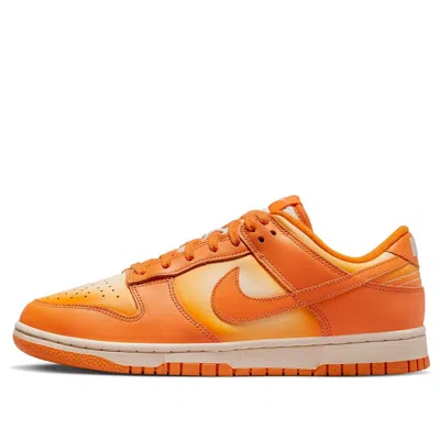 Nike (wmns)  Dunk Low 'magma Orange'
