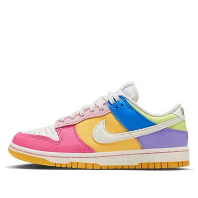 Nike Dunk Low Sneakers In Pink