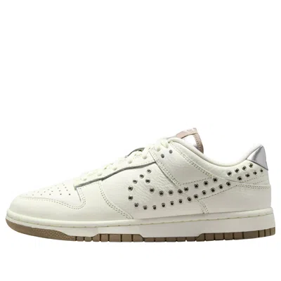 Nike (wmns)  Dunk Low 'sail Mink Brown' In White