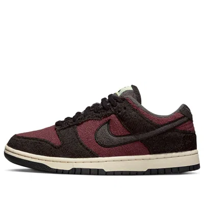 Nike (wmns)  Dunk Low Se 'fleece - Burgundy Crush'