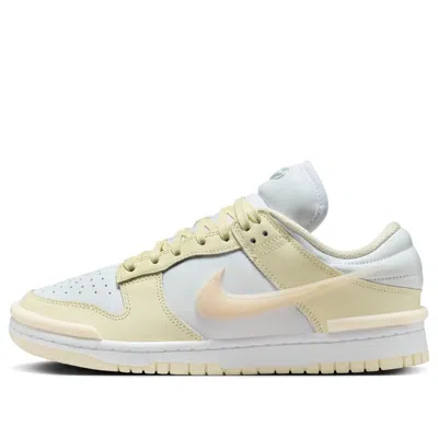 Nike (wmns)  Dunk Low Twist 'coconut Milk Guava Ice'