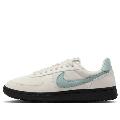 Nike (wmns)  Field General 'phantom Black Cannon' In White