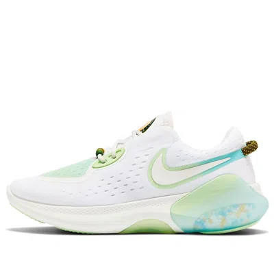 Nike (wmns)  Joyride Dual Run 'light Green' In White