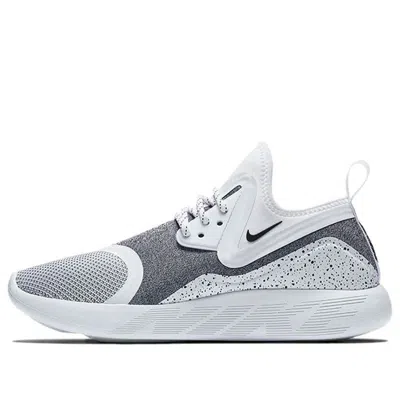 Nike (wmns)  Lunarcharge Essential 'white Black' In Multi