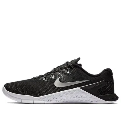 Nike (wmns)  Metcon 4 'black Metallic Silver'