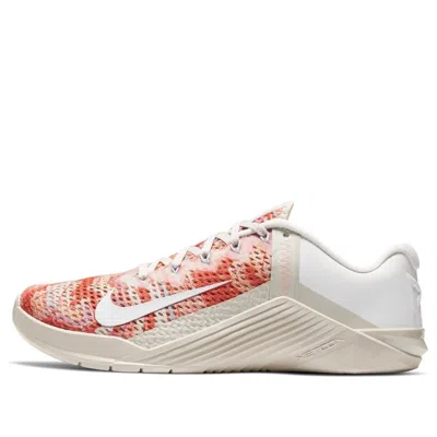 Nike (wmns)  Metcon 6 'desert Sand Crimson Bliss' In Multi