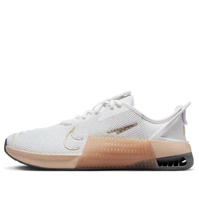 Nike (wmns)  Metcon 9 Easyon 'white Metallic Gold Sanddrift'