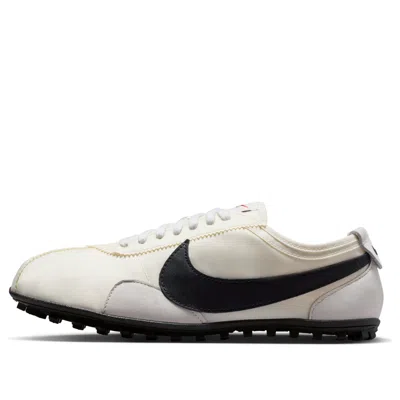 Nike Moon Shoe Sneakers In Neutral