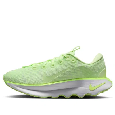 Nike (wmns)  Motiva 'barely Volt White' In Green