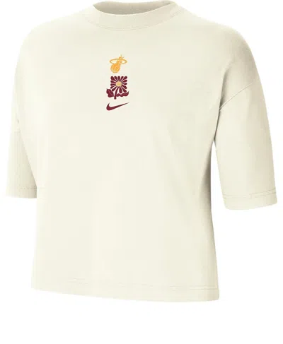 Nike (wmns)  Nba Miami Heat Courtside Boxy T-shirt 'beige' In Neutral