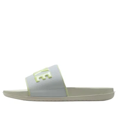 Nike (wmns)  Offcourt Slide 'light Silver Barely Volt' In Multi