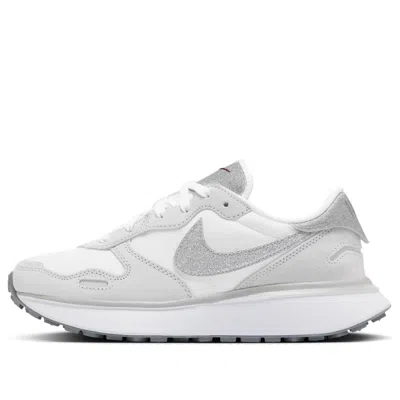 Nike (wmns)  Phoenix Waffle 'white Cool Grey' In Multi