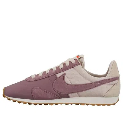 Nike (wmns)  Pre Montreal Racer Vintage 'orewood Brown Grey Sail' In Multi