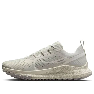Nike (wmns)  React Pegasus Trail 4 'give Her Flowers' In Gray