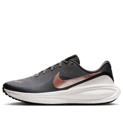 Nike (wmns)  Revolution 8 'medium Ash Metallic Red'