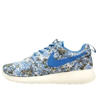 Nike (wmns)  Roshe Run Premium 'blue Camo' In Multi