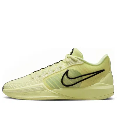Nike (wmns)  Sabrina 1 'exclamation' In Green