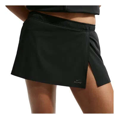 Nike (wmns)  Skims Stretch Nylon Skort 'obsidian' In Black