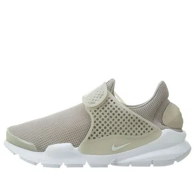Nike (wmns)  Sock Dart Breathe 'pale Grey' In Gray