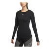 Nike (wmns)  Solid Color Round Neck Slim Fit Long Sleeves Black Gym Clothes