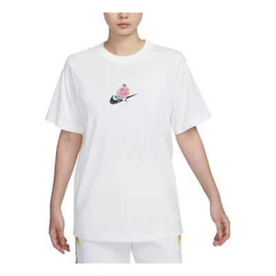 Nike (wmns)  Sportswear Artist Collection Graphic T-shirt Asia Sizing 'sail' In White