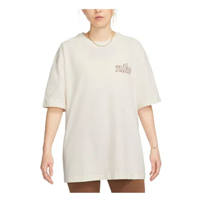 Nike (wmns)  Sportswear Bear Graphic Oversized T-shirt Asia Sizing 'pale Ivory' In Neutral