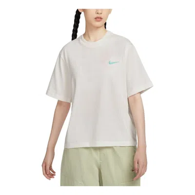 Nike (wmns)  Sportswear Boxy T-shirt Asia Sizing 'sail' In Neutral