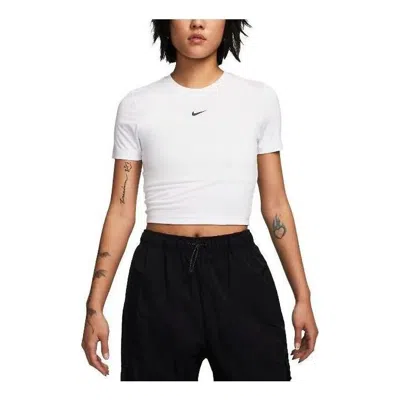 Nike (wmns)  Sportswear Essential Slim-fit Crop T-shirt 'white'