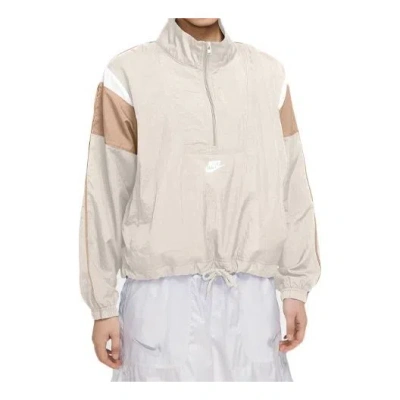Nike (wmns)  Sportswear Heritage Jacket Light Ivory In Neutral