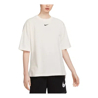 Nike (wmns)  Sportswear Oversized T-shirt Asia Sizing 'sail'