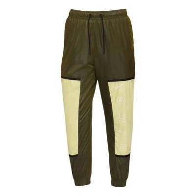 Nike (wmns)  Sportswear Pants In Green