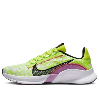 Nike (wmns)  Superrep Go 3 Flyknit Next Nature 'volt Rush Fuchsia' In Green