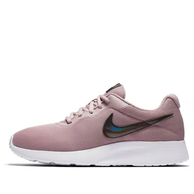 Nike (wmns)  Tanjun 'plum Chalk' In Pink