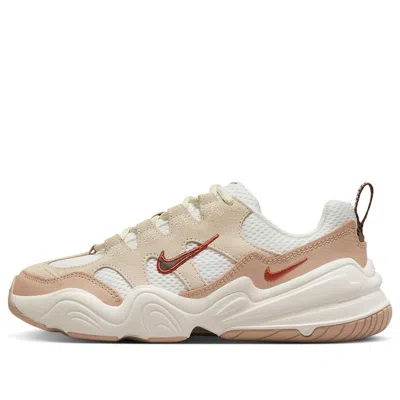 Nike (wmns)  Tech Hera 'hemp Brown' In Multi