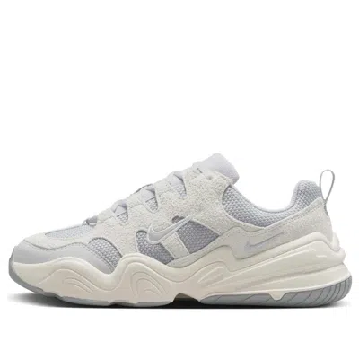 Nike (wmns)  Tech Hera 'photon Dust Sail Wolf Grey' In Multi