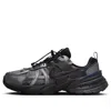 Nike (wmns)  V2k Run 'metallic Dark Grey' In Gray