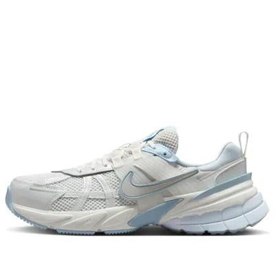 Nike (wmns)  V2k Run 'platinum Tint Grey Blue Tint' In Multi