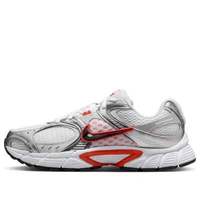 NIKE (WMNS) NIKE V5 RNR 'WHITE BLACK PICANTE RED'