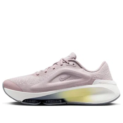 Nike (wmns)  Versair 'platinum Violet Soft Yellow'