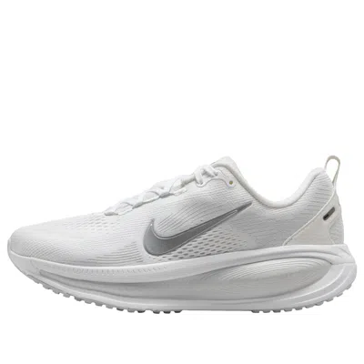 Nike Run Swift 3 In White